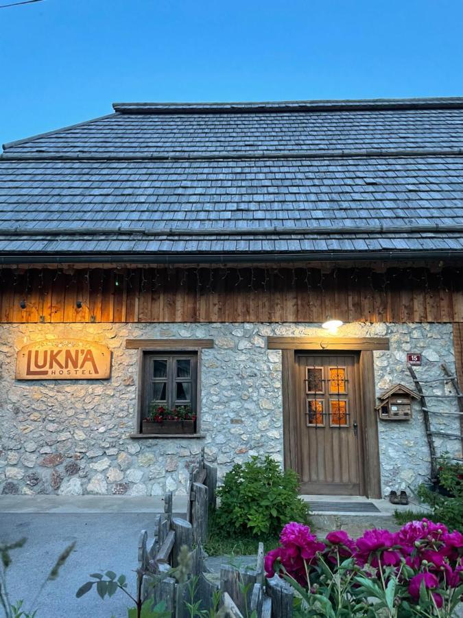 Hostel Lukna Mojstrana Luaran gambar