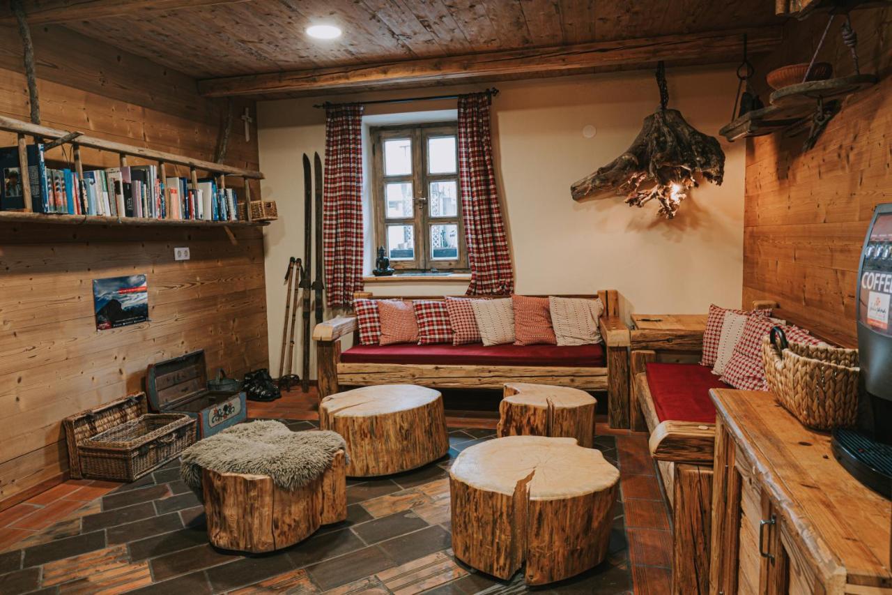 Hostel Lukna Mojstrana Luaran gambar